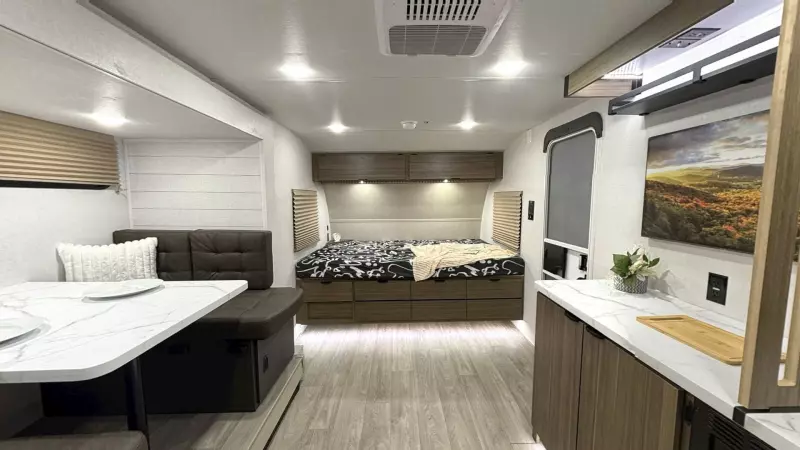 177ICE Floorplan Main Room