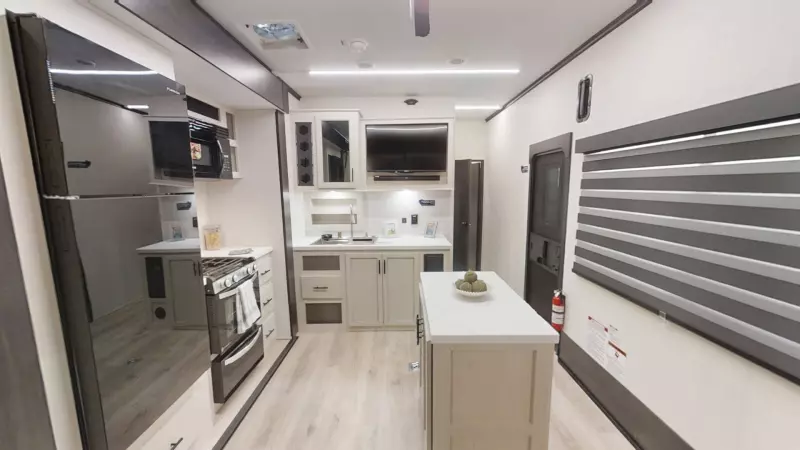 26L140 Floorplan Main Room