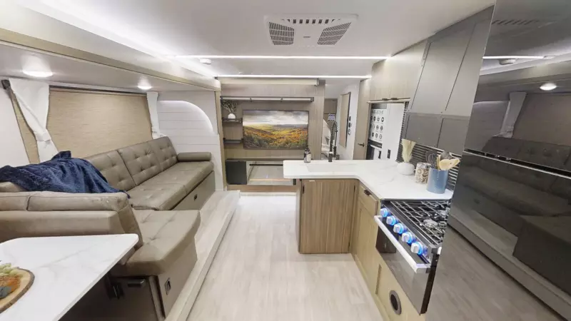 Cruise Lite Main Room